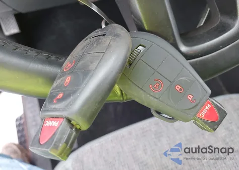 2017 Ram 1500 Big Horn 4X4 6'4 Box z USA, uszkodzony, nr VIN 1C6RR7TT0HS661420